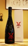 赤武　AKABU RED EMBLEM　720ml　[化粧箱入]