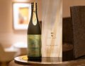 [ロオジエと富久千代酒造コラボレーション]　鍋島　Microbiome 吟風　720ml　[化粧箱入]　
