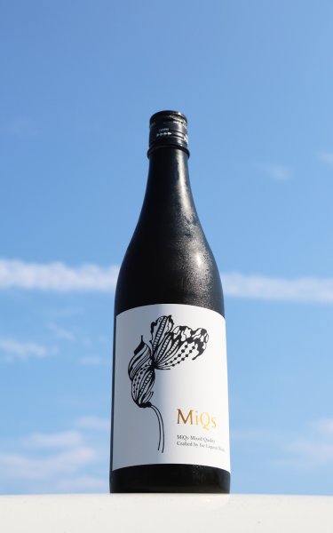 画像1: 藤岡さん新作　MiQsうめ　/株式会社伊勢リキュール・ワークス　白ラベル　720ml　(冷蔵) (1)